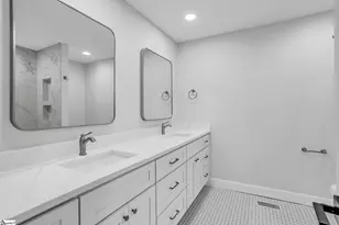 24 Farmington Rd, Greenville, SC 29605 - Photo 21