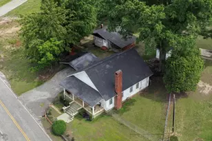 805 Buncombe Street Ext, Woodruff, SC 29388 - Photo 19