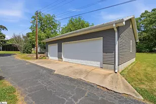 211 Bennett Cir, Spartanburg, SC 29307 - Photo 27