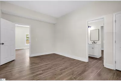 1 9th Street, Greenville, SC 29611 - Photo 17