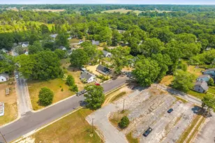 223 Oak St, Clinton, SC 29325 - Photo 21