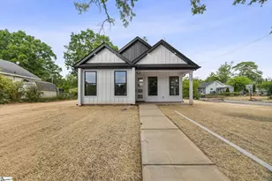 223 Oak St, Clinton, SC 29325 - Photo 3