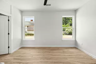 223 Oak St, Clinton, SC 29325 - Photo 13