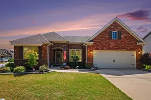 401 Woodland Oaks Ct, Simpsonville, SC 29681 - Photo 1