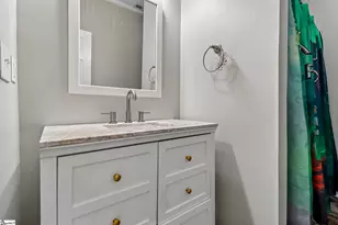 200 Jefferson St, Clinton, SC 29325 - Photo 21