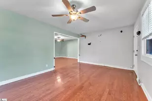 2601 E Lee Rd, Taylors, SC 29687 - Photo 3