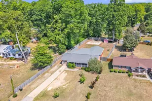 2601 E Lee Rd, Taylors, SC 29687 - Photo 29