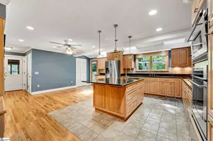 1272 Shadowood Dr, Spartanburg, SC 29301 - Photo 9