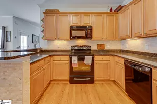 15 Valcourt Cir, Simpsonville, SC 29680 - Photo 11