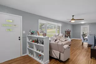 1102 Elmore St, Gaffney, SC 29340 - Photo 5