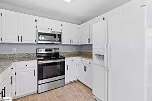 219 Oak Ridge Dr, Greenwood, SC 29649 - Photo 15