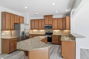 268 Chapel Hill Ln, Simpsonville, SC 29681 - Photo 5