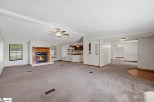 554 Berry Shoals Rd, Duncan, SC 29334 - Photo 7