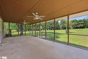 554 Berry Shoals Rd, Duncan, SC 29334 - Photo 29