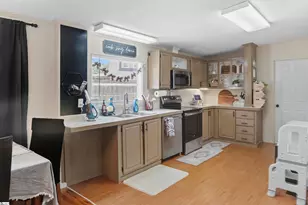 1504 E Saluda Lake Rd, Greenville, SC 29611 - Photo 17
