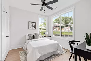 1305 Pendleton St, Greenville, SC 29611 - Photo 7