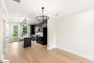 1311 Pendleton St, Greenville, SC 29611 - Photo 11