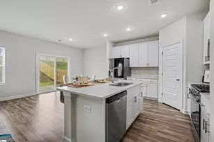 121 Layken Dr, Fountain Inn, SC 29644 - Photo 9