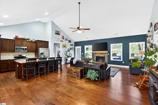 205 Cedar Knl Wy, Greer, SC 29651 - Photo 9