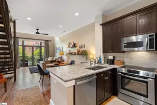 101 W Court St, Greenville, SC 29601 - Photo 3
