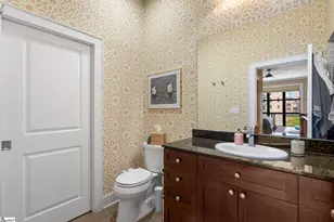 101 W Court St, Greenville, SC 29601 - Photo 17