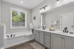 3 Clyburn Ln, Taylors, SC 29687 - Photo 17