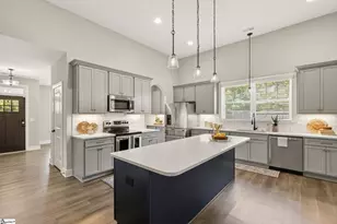 3 Clyburn Ln, Taylors, SC 29687 - Photo 7