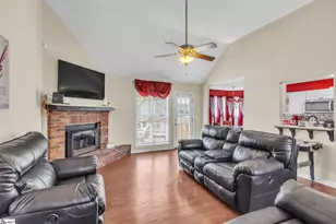 103 Pinebark Ln, Greenwood, SC 29649 - Photo 3