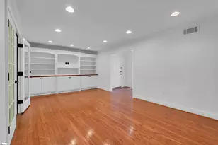 925 Cleveland St, Greenville, SC 29601 - Photo 11