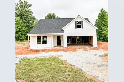 18040 Hwy 101 S, Gray Court, SC 29645 - Photo 1