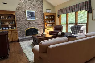 715 N Almond Dr, Simpsonville, SC 29681 - Photo 13