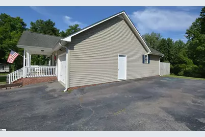 501 Caldwell Street, Campobello, SC 29322 - Photo 3