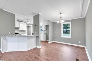 423 Valleybrook Ln, Greer, SC 29651 - Photo 9