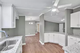423 Valleybrook Ln, Greer, SC 29651 - Photo 11