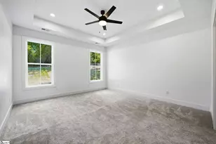323 Wall St, Campobello, SC 29322 - Photo 17