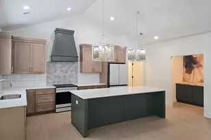 323 Wall St, Campobello, SC 29322 - Photo 11