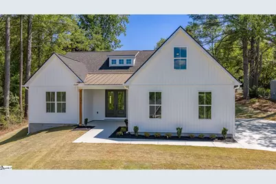 323 Wall Street, Campobello, SC 29322 - Photo 1