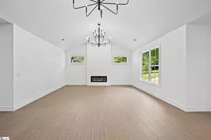 329 Wall St, Campobello, SC 29322 - Photo 13