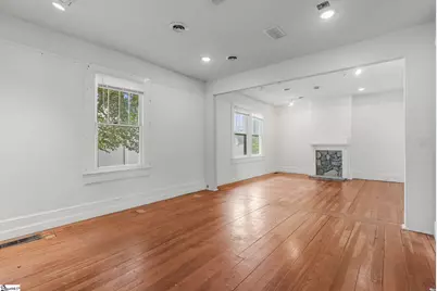 906 W Poinsett Street, Greer, SC 29650 - Photo 11