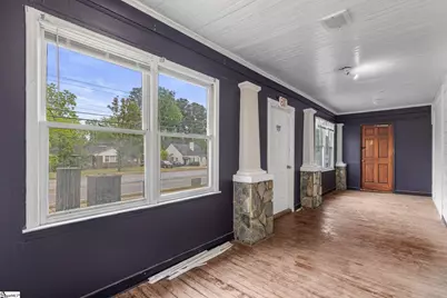 906 W Poinsett Street, Greer, SC 29650 - Photo 5