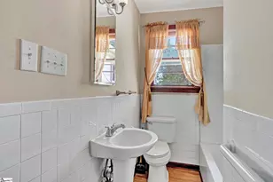 8 New St, Greenville, SC 29611 - Photo 13