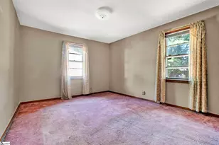 8 New St, Greenville, SC 29611 - Photo 15