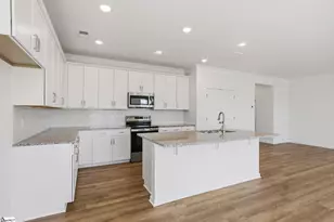 214 Pendergast Rd, Greenville, SC 29605 - Photo 11