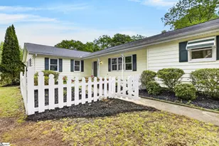 227 White Dr, Simpsonville, SC 29681 - Photo 3