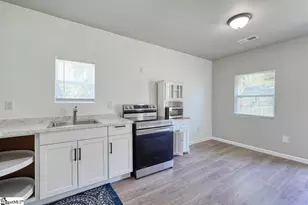 302 Hillcrest Dr, Greer, SC 29651 - Photo 15