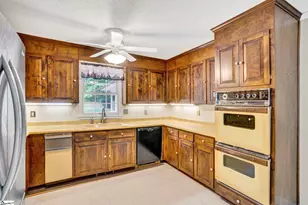 18 Patrol Club Rd, Greenville, SC 29609 - Photo 17