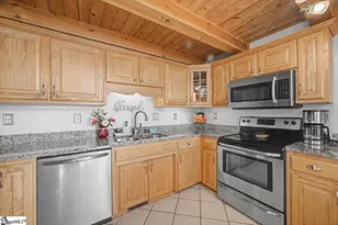 1113 Dickson Rd, Campobello, SC 29322 - Photo 13