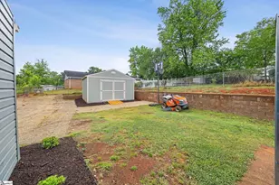 607 Sumter St, Greenville, SC 29617 - Photo 35