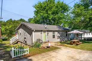 210 Sunnyside Dr, Greer, SC 29651 - Photo 5