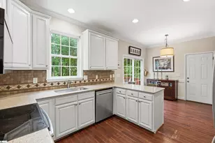 200 Shady Ln, Greenville, SC 29615 - Photo 9